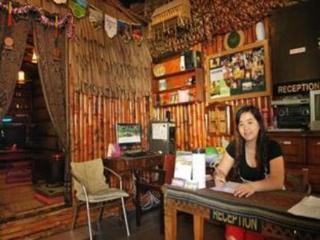 Berambih Lodge Kuching Eksteriør billede